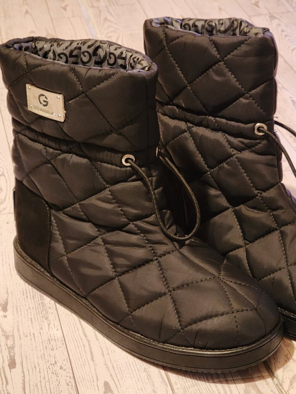 GBG Los Angeles Quilted Winter Snow Boots Black Women's Size 7.5